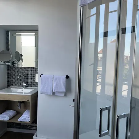 Отель De France - 3*