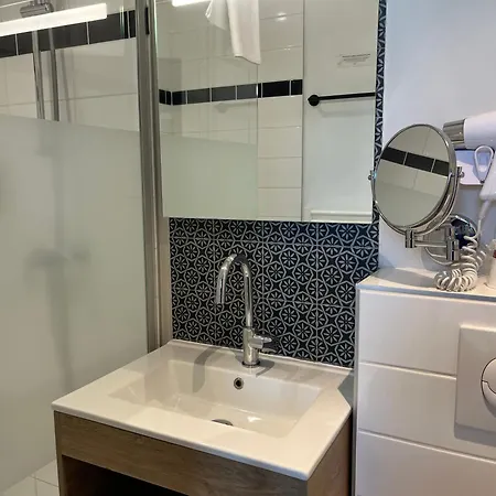 De France - Отель 3*