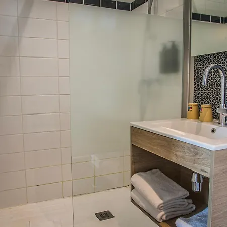 Отель De France -